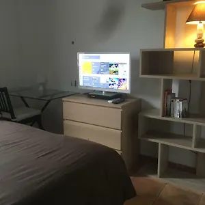 chambre-dans-une-villa.midi-pyreneeshotels.com/